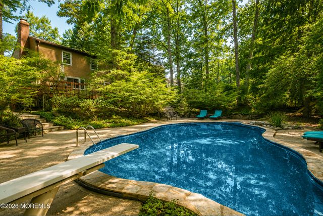 11 Buffalo, East Brunswick, NJ 08816