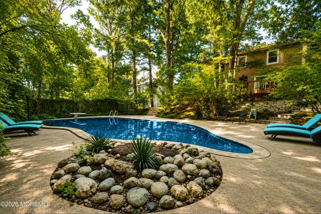 11 Buffalo, East Brunswick, NJ 08816