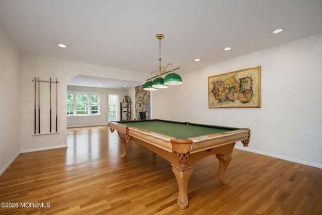11 Buffalo, East Brunswick, NJ 08816