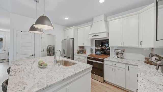 585 Nature Trail, Soddy Daisy, TN 37379