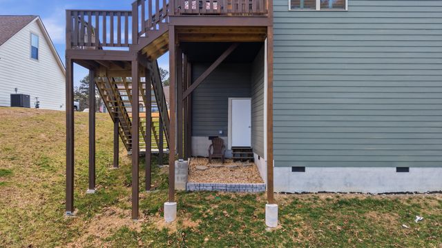 585 Nature Trail, Soddy Daisy, TN 37379