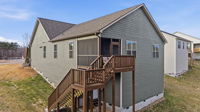 585 Nature Trail, Soddy Daisy, TN 37379