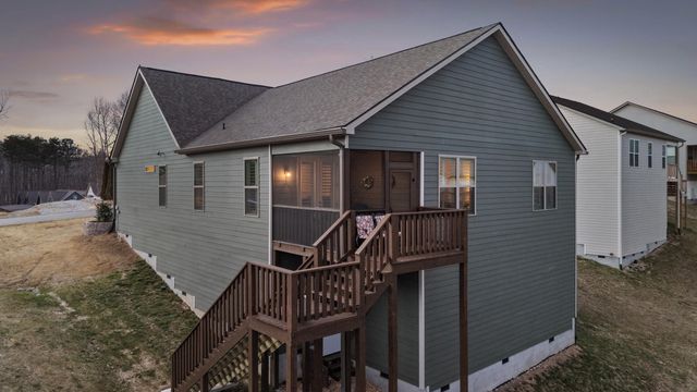 585 Nature Trail, Soddy Daisy, TN 37379