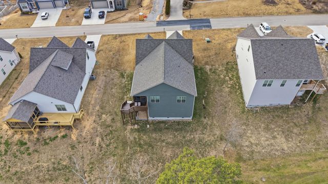 585 Nature Trail, Soddy Daisy, TN 37379