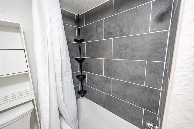 3260 E Leroy Avenue, Kingman, AZ 86409