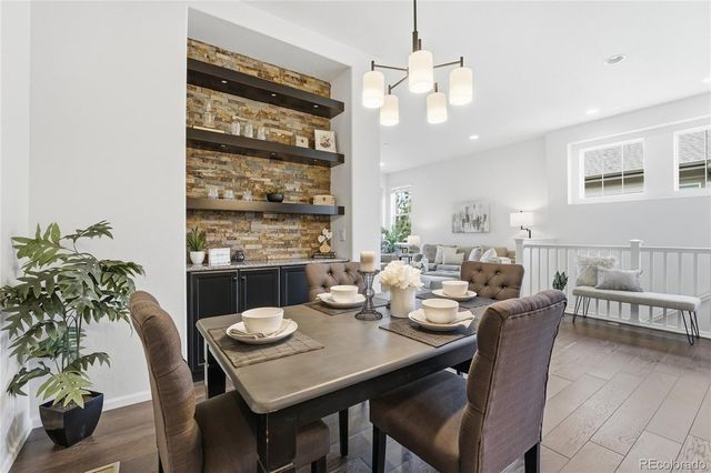 6907 W Jewell Drive, Lakewood, CO 80227