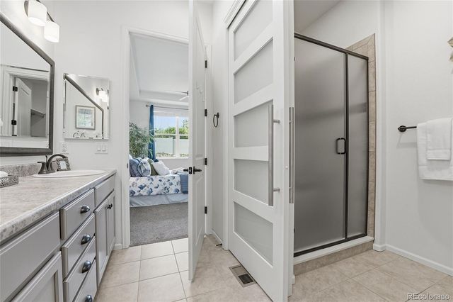 6907 W Jewell Drive, Lakewood, CO 80227