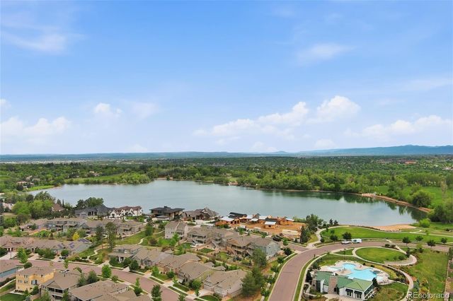 6907 W Jewell Drive, Lakewood, CO 80227