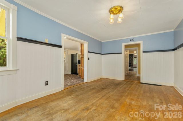 100 Cannon Drive, Hendersonville, NC 28792