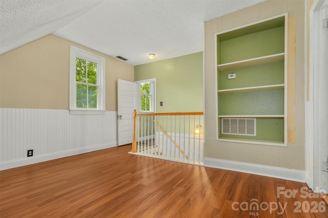 100 Cannon Drive, Hendersonville, NC 28792