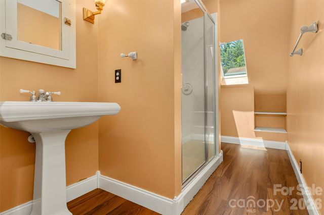 100 Cannon Drive, Hendersonville, NC 28792