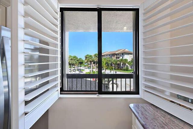 2601 Marina Isle Way 303, Jupiter, FL 33477