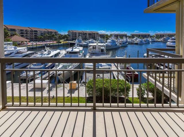 2601 Marina Isle Way 303, Jupiter, FL 33477