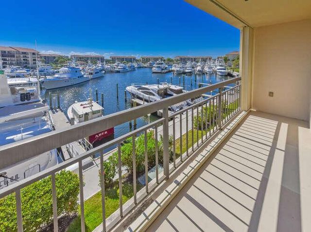 2601 Marina Isle Way 303, Jupiter, FL 33477