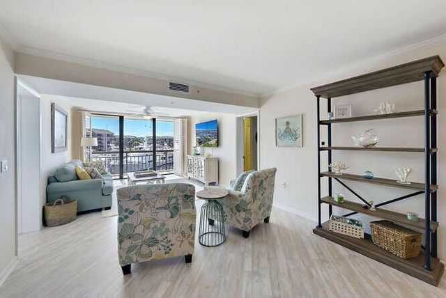 2601 Marina Isle Way 303, Jupiter, FL 33477