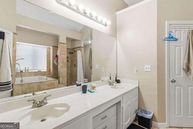 2170 Hunters Ridge Drive, Lawrenceville, GA 30044