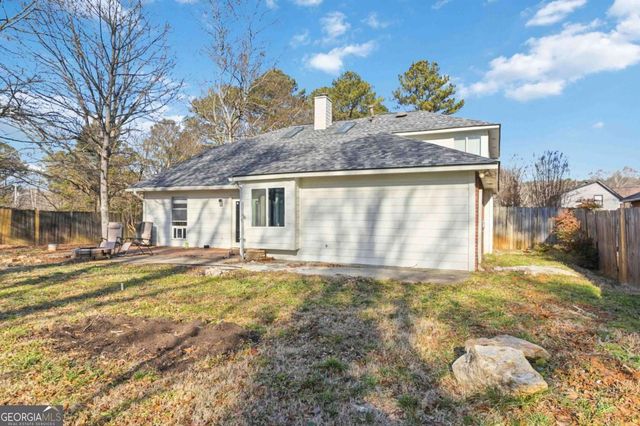 2170 Hunters Ridge Drive, Lawrenceville, GA 30044