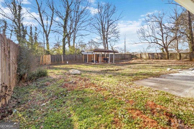 2170 Hunters Ridge Drive, Lawrenceville, GA 30044