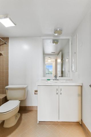 6463 La Costa Drive 201, Boca Raton, FL 33433