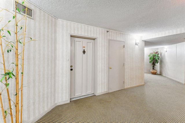 6463 La Costa Drive 201, Boca Raton, FL 33433