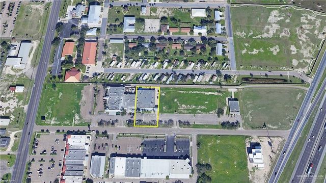 301 Conquest Boulevard, Edinburg, TX 78539