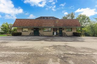 1020 Sharon Road, Bridgewater, PA 15009