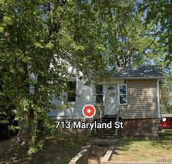 713 Maryland Street, Louisiana, MO 63353