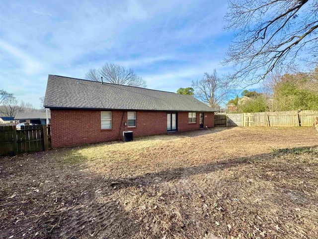 4057 TIMBERWOOD DR, Memphis, TN 38128