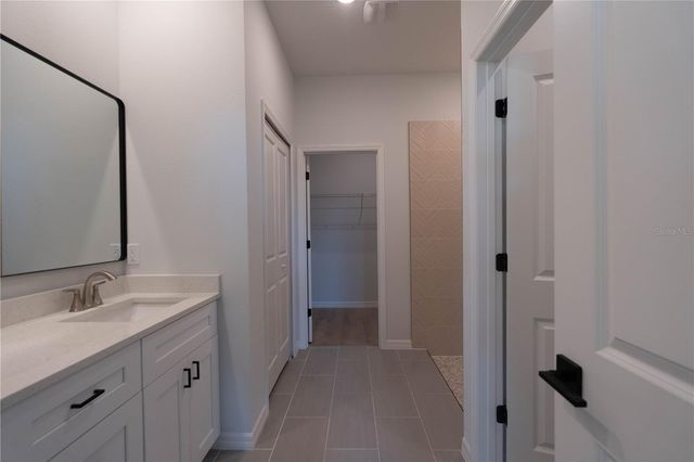 903 N NEW HAMPSHIRE AVENUE, Tavares, FL 32778