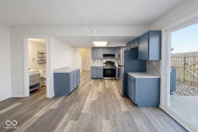 2872 Two Worlds Drive, Columbus, IN 47201