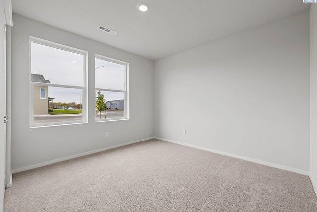 11316 Buckingham Dr, Pasco, WA 99301