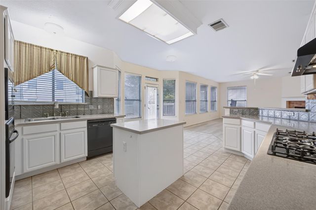 1519 Tamar LN, Austin, TX 78727