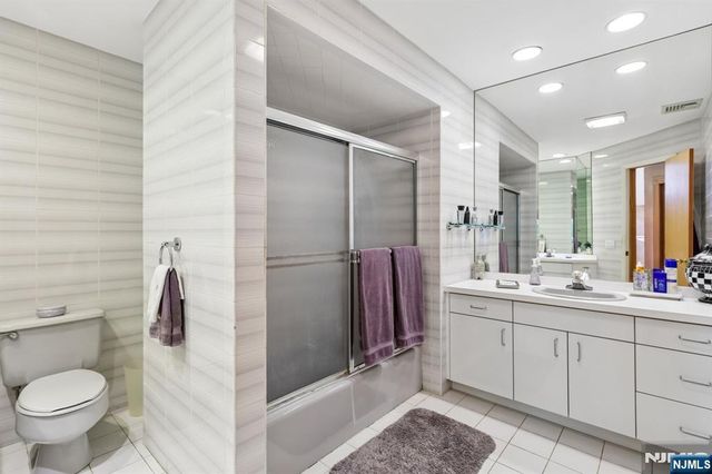 741 Natures Way, Franklin Lakes, NJ 07417