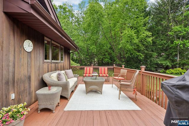 741 Natures Way, Franklin Lakes, NJ 07417