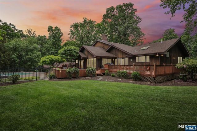 741 Natures Way, Franklin Lakes, NJ 07417