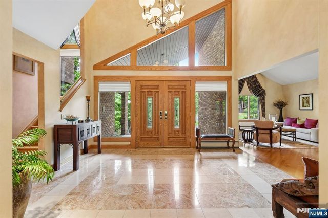 741 Natures Way, Franklin Lakes, NJ 07417