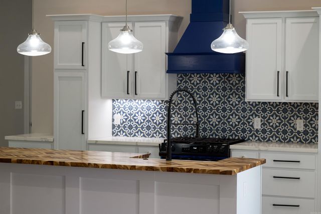 8116 Kanis Pines Drive, Little Rock, AR 72204