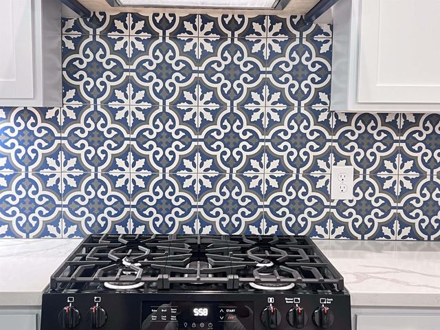 8116 Kanis Pines Drive, Little Rock, AR 72204