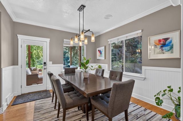 3226 E MARTHAS CV, Cottonwood Heights, UT 84093