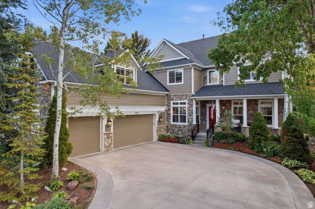 3226 E MARTHAS CV, Cottonwood Heights, UT 84093