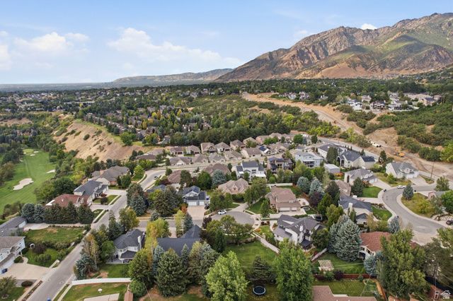 3226 E MARTHAS CV, Cottonwood Heights, UT 84093