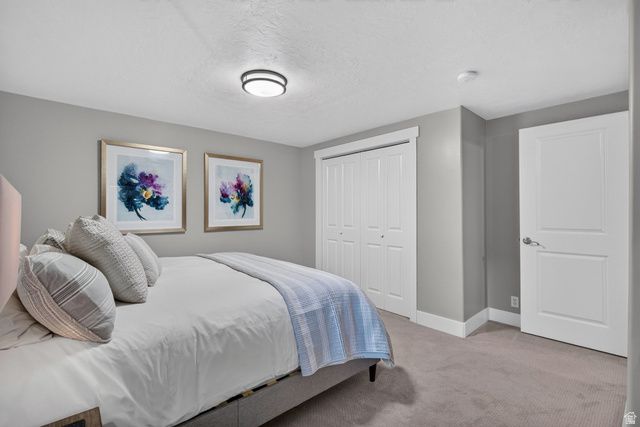 3226 E MARTHAS CV, Cottonwood Heights, UT 84093