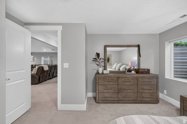 3226 E MARTHAS CV, Cottonwood Heights, UT 84093