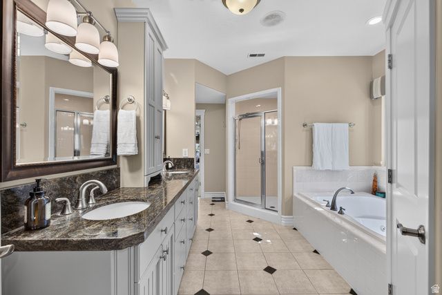 3226 E MARTHAS CV, Cottonwood Heights, UT 84093