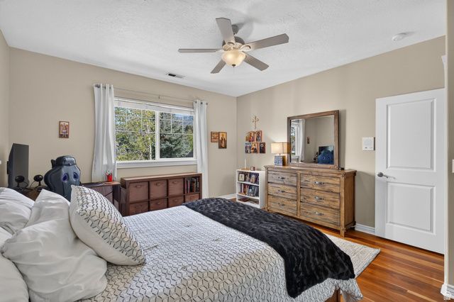 3226 E MARTHAS CV, Cottonwood Heights, UT 84093