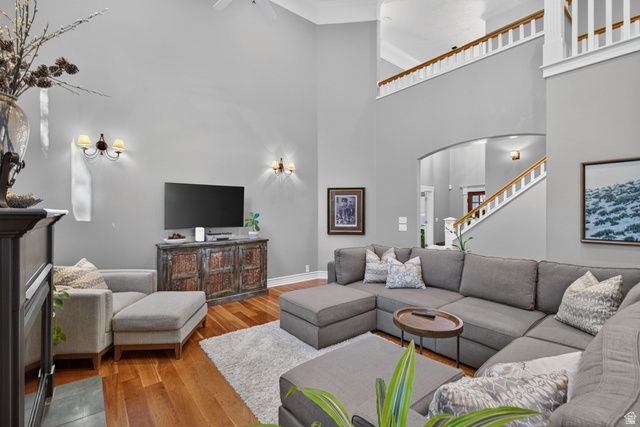 3226 E MARTHAS CV, Cottonwood Heights, UT 84093