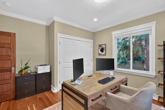 3226 E MARTHAS CV, Cottonwood Heights, UT 84093