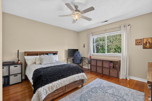 3226 E MARTHAS CV, Cottonwood Heights, UT 84093