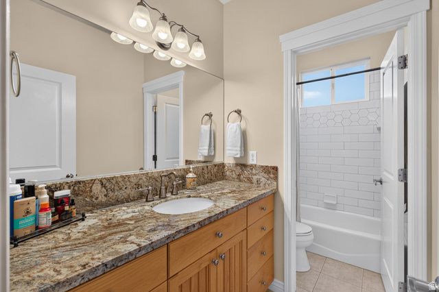 3226 E MARTHAS CV, Cottonwood Heights, UT 84093