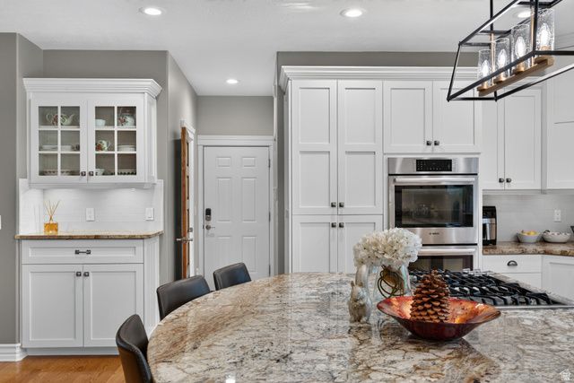 3226 E MARTHAS CV, Cottonwood Heights, UT 84093
